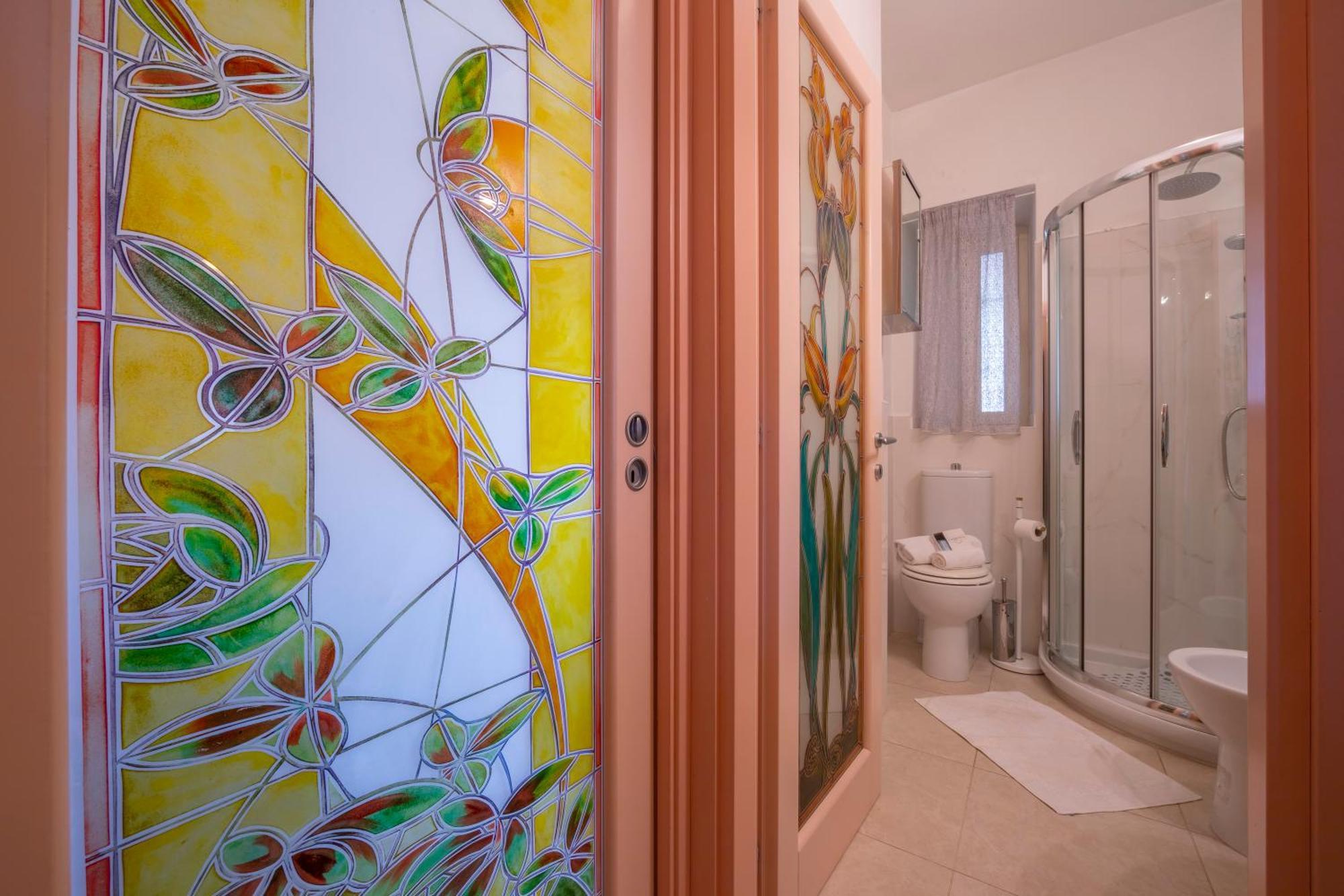 Villa Clara Few Km From The Sea - Happy Rentals بيتراسانتا المظهر الخارجي الصورة